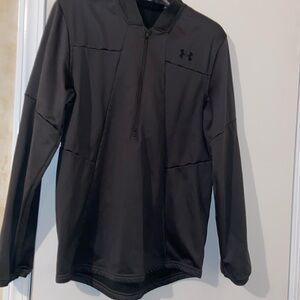 Pull over Underarm light jacket 95 percent polyester and 3 percent Elastane